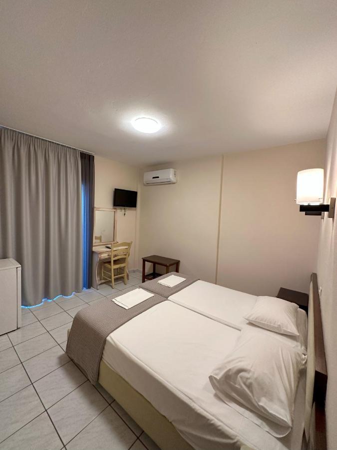Hotel Afrodite Neoi Poroi Exterior photo