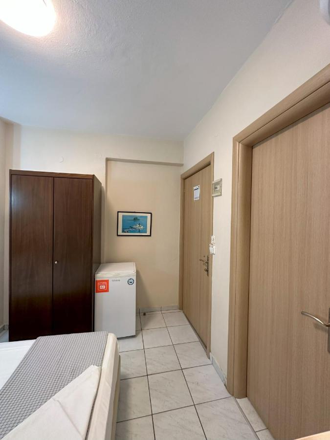 Hotel Afrodite Neoi Poroi Exterior photo